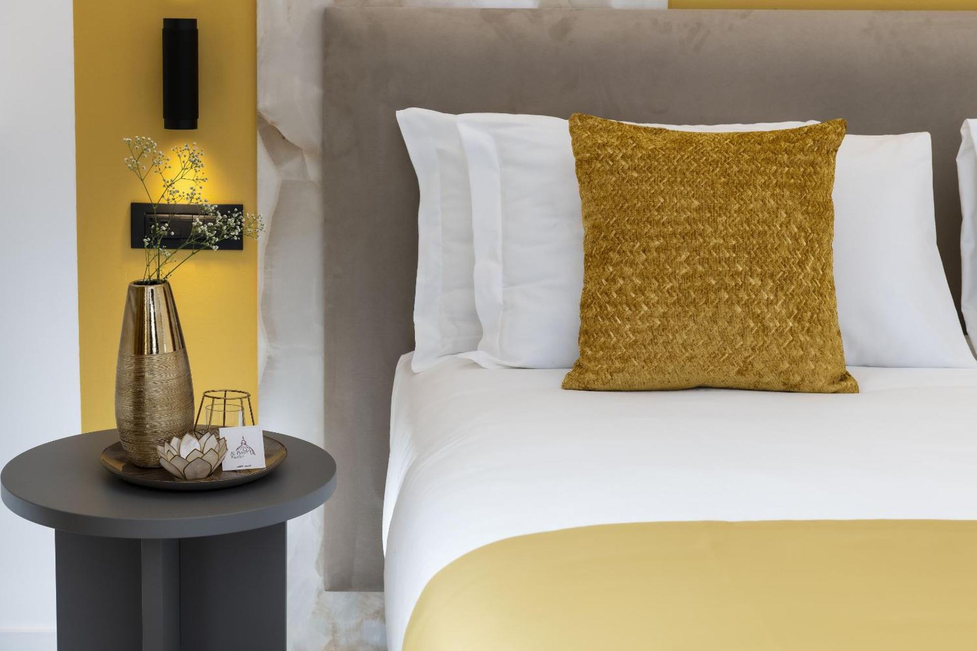 St Peter Twelve Bed & Breakfast Rome Bagian luar foto