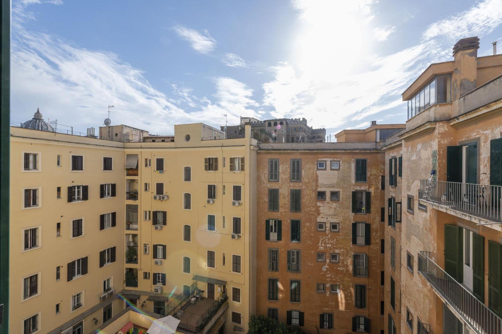 St Peter Twelve Bed & Breakfast Rome Bagian luar foto